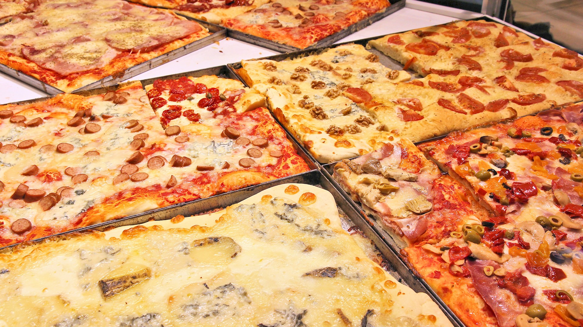 Pizza burn is the actual medical term for burning the roof of your